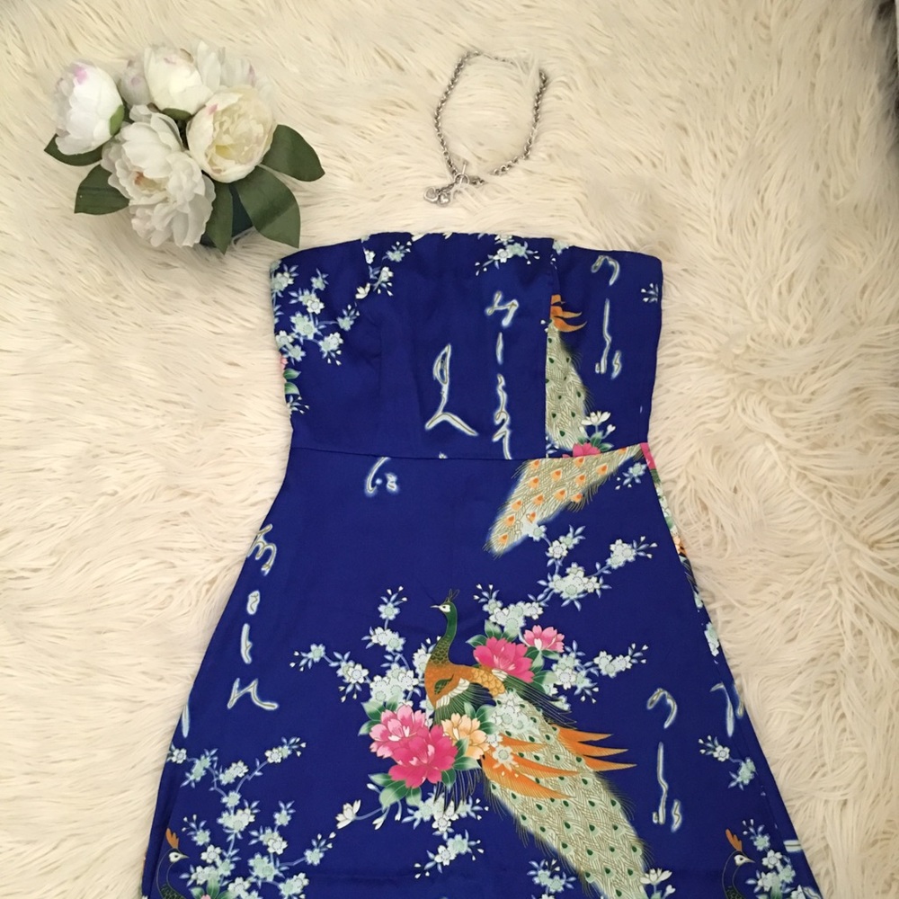 Blue strapless dress